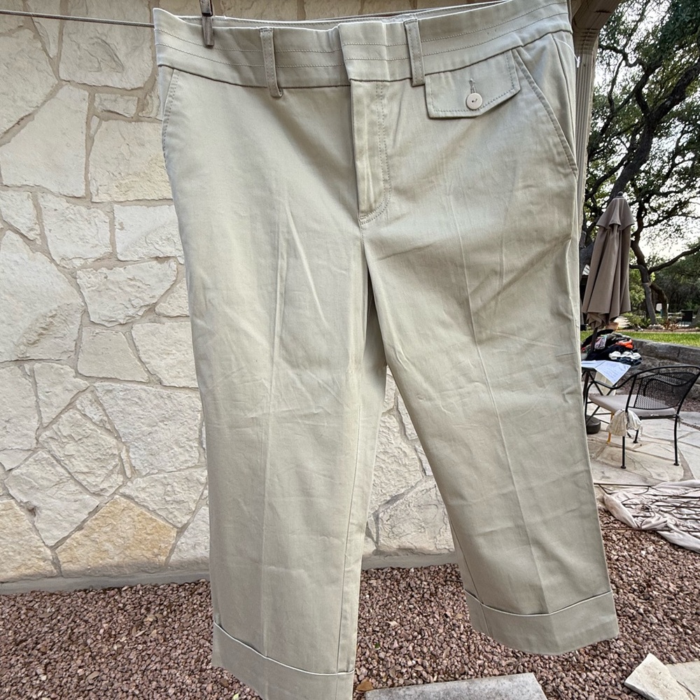 Old‎ Navy Tan Chinos Classic Style Cropped Cuffed Pants Size 14. NWOT